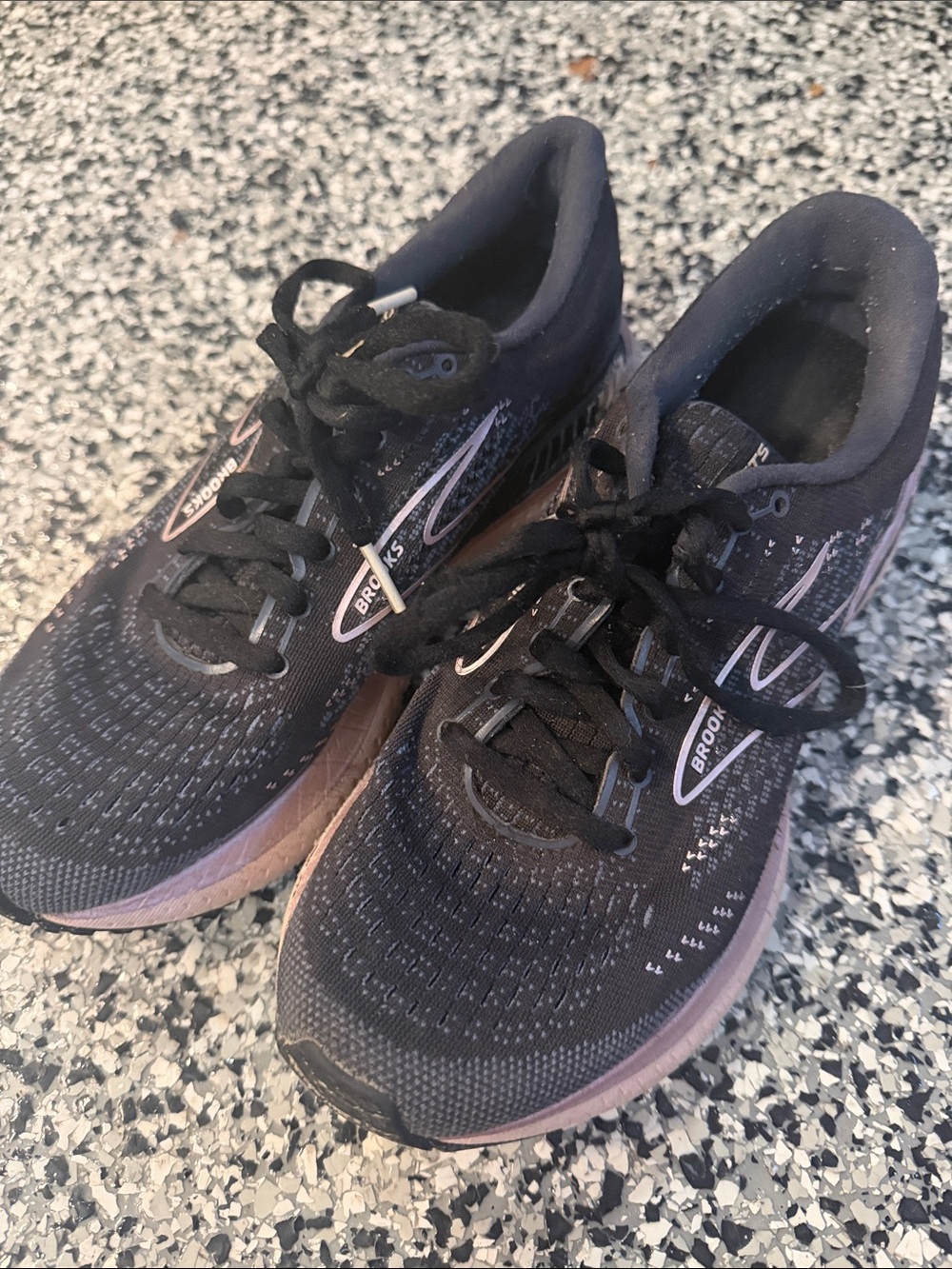 Brooks Women's Black and Pink Athletic Running Shoes